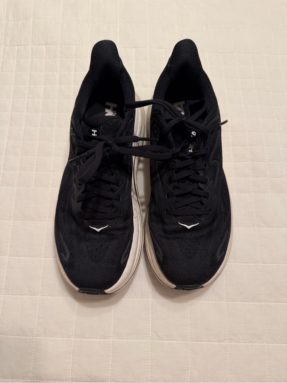 HOKA Clifton 10 Shoes